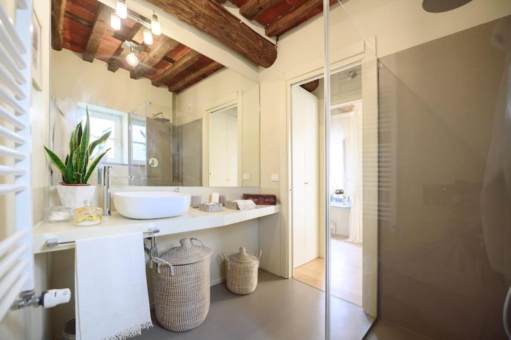 Corte Paolina - Charming Courtyard Inside Lucca Luaran gambar