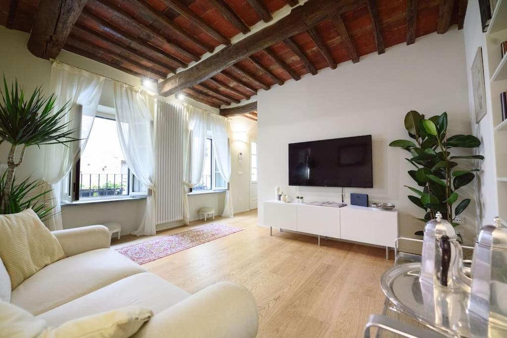 Corte Paolina - Charming Courtyard Inside Lucca Luaran gambar